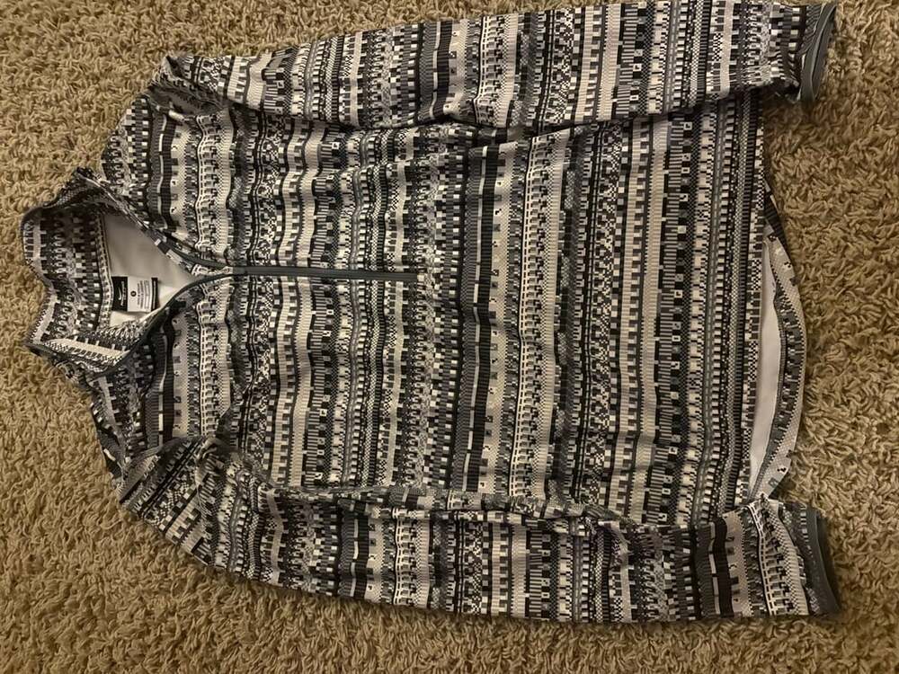 Nike Pro Dri-Fit 8-Bit Gray White Pattern 1/2-Zip Long Sleeve Pullover Size S